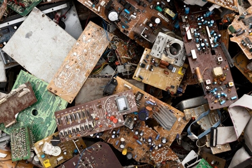 Tác hại của rác thải điện tử đến môi trường