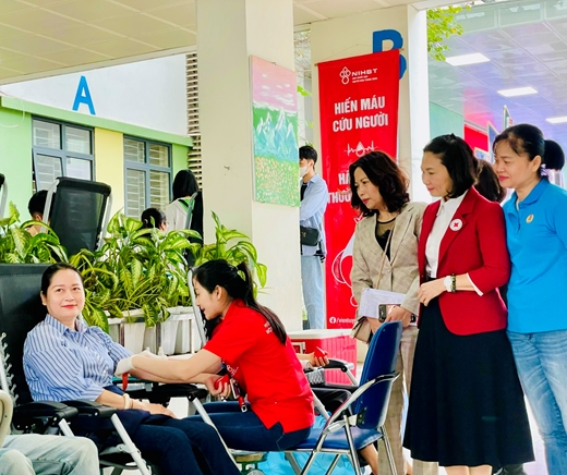 Công nhân viên chức lao động quận Ba Đình (Hà Nội) hiến 537 đơn vị máu