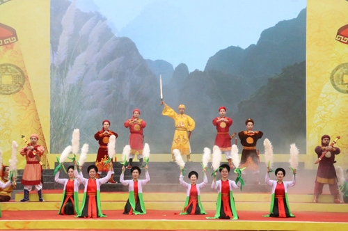 Tỉnh Ninh Bình tổ chức kỷ niệm 1 100 năm ngày sinh vua Đinh Tiên Hoàng