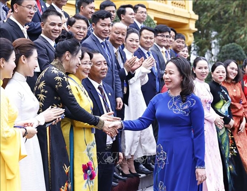 Quyền Chủ tịch nước gặp mặt Hội Doanh nhân trẻ Việt Nam