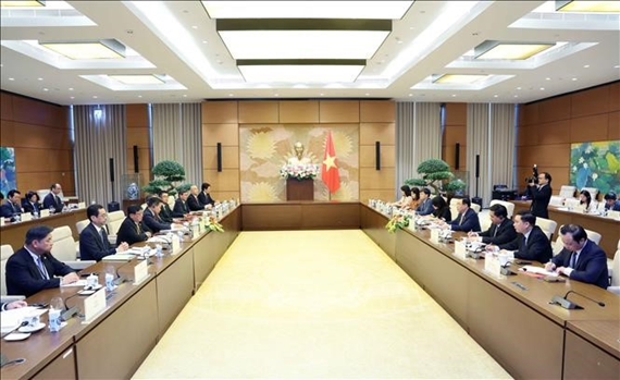 Chủ tịch Quốc hội Vương Đình Huệ tiếp Đoàn đại biểu Liên đoàn các tổ chức kinh tế Nhật Bản