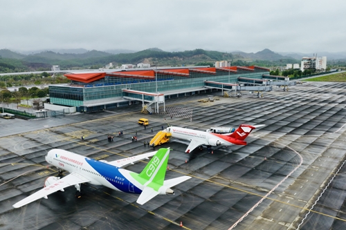 Xây dựng Nghị quyết thu hút du khách qua Cảng hàng không Quốc tế Vân Đồn