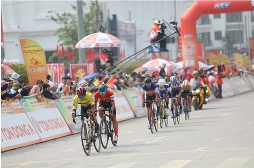Chính thức khởi tranh cuộc đua xe đạp tranh Cúp truyền hình TP Hồ Chí Minh 2024