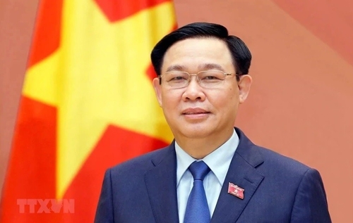 Chủ tịch Quốc hội lên đường thăm chính thức Trung Quốc