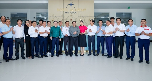 Học viện Hotel Academy Việt Nam vinh dự đón Thủ tướng Chính phủ đến thăm và làm việc