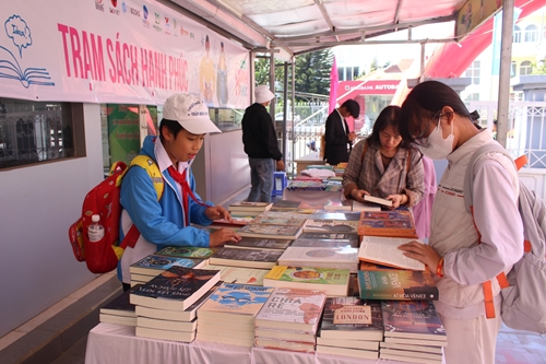 Lâm Đồng đẩy mạnh tuyên truyền, phát triển văn hóa đọc