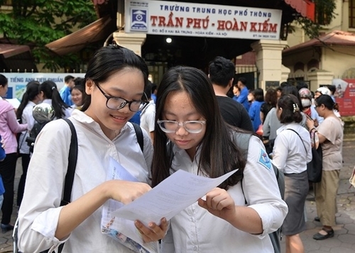 Hà Nội tăng gần 1 500 chỉ tiêu vào các trường THPT công lập