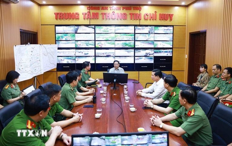 Thủ tướng thăm Công an tỉnh Phú Thọ và khảo sát Nhà Văn hóa Nghệ thuật tỉnh