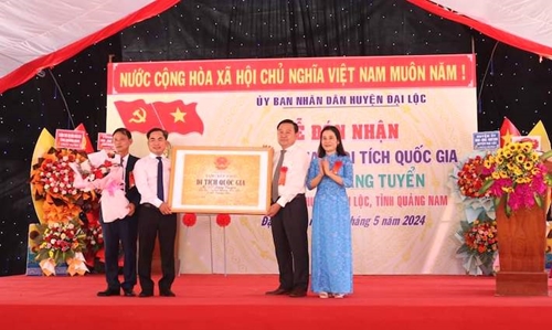 Quảng Nam Đón nhận Bằng xếp hạng Di tích quốc gia Mộ cụ Đỗ Đăng Tuyển