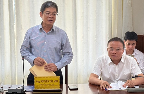 Lãnh đạo EVN làm việc với tỉnh Ninh Thuận về tình hình cung ứng điện