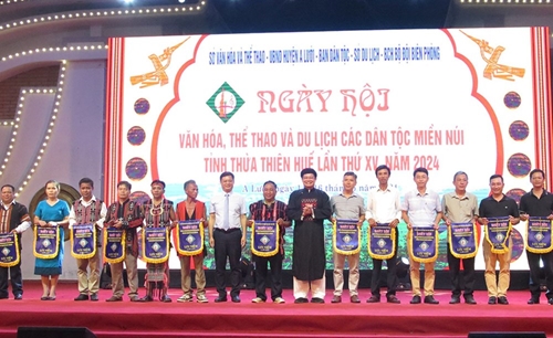 Phát huy các giá trị văn hóa đặc sắc của các dân tộc miền núi tỉnh Thừa Thiên Huế