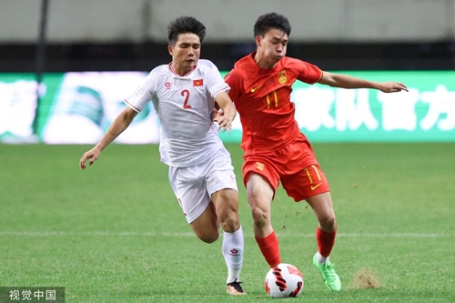 U19 Việt Nam thua U19 Trung Quốc trong trận mở màn giải quốc tế