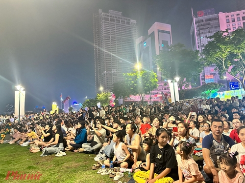 Hơn 4,5 triệu lượt khách tương tác với Lễ hội sông nước TP Hồ Chí Minh