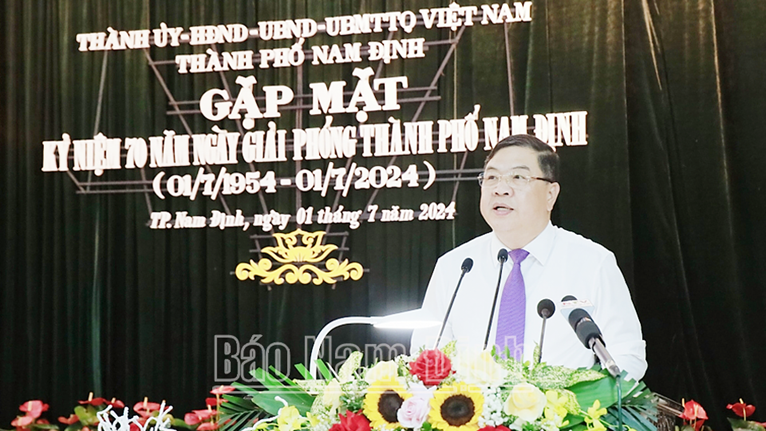 Thành phố Nam Định có vai trò rất quan trọng trong sự phát triển chung của vùng Nam sông Hồng