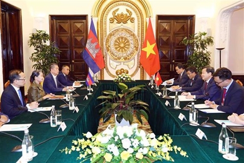 Deputy PMs agree on measures for strengthening Vietnam - Cambodia links