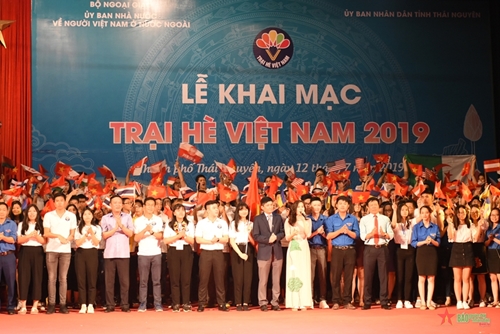 Vietnam Summer Camp 2022 takes place in nine localities