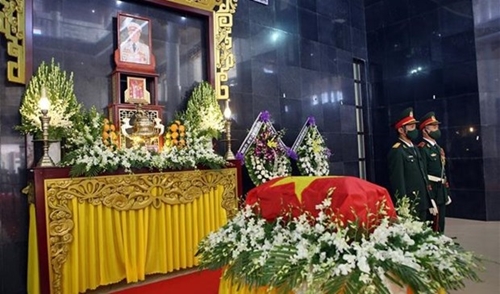 Hero Kostas Sarantidis - Nguyen Van Lap laid to rest in Da Nang