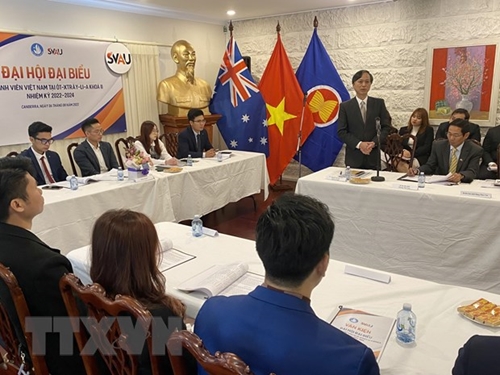 Second congress of Vietnamese Students in Australia held in Canberra