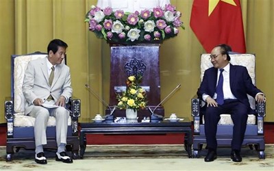 President hosts former Special Ambassador for Vietnam-Japan