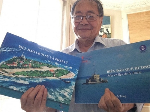 Overseas Vietnamese in France write books about homeland s sea and islands