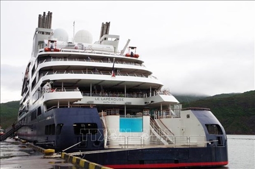 Binh Dinh s Quy Nhon port welcomes first cruise ship this year