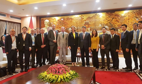 Austrian state desires to promote multifaceted cooperation with Hanoi