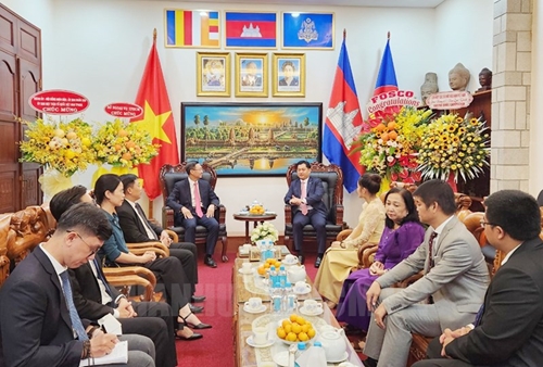 HCMC’s leader congratulates Cambodia on National Day