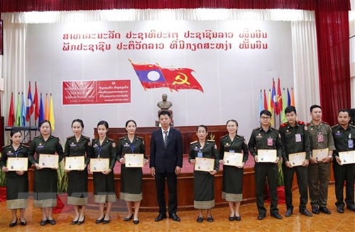 Vietnamese language teaching strengthened at Laos’ Military Hospital 103