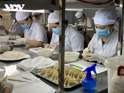 Vietnam exports sweet potatoes and salangane nests to China