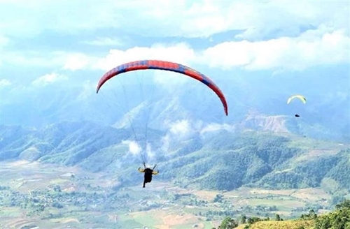 100 paragliders compete in Vietnam XC Open-Putaleng 2022