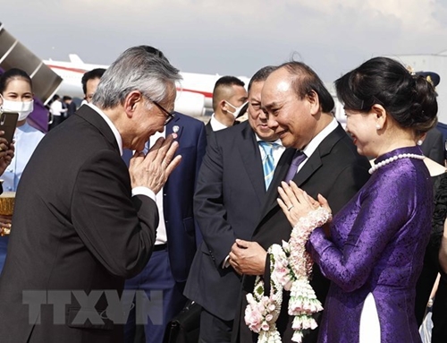 President wraps up Thailand visit, APEC meeting attendance