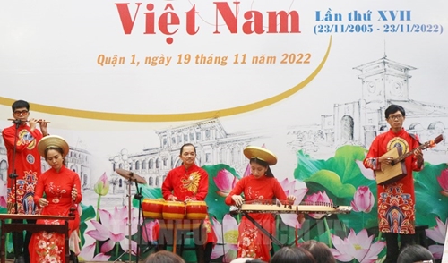 Diverse cultural activies in celebration of Vietnam Cultural Heritage Day in HCM City