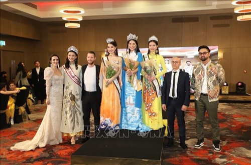 Vietnamese culture show held in UK
