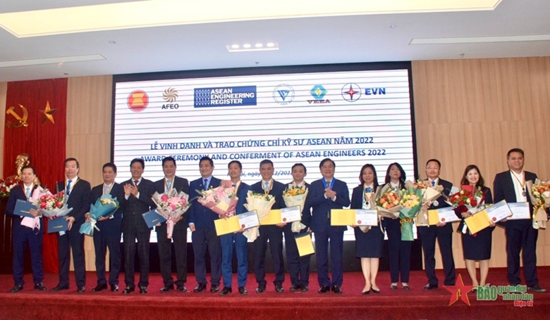 Vietnamese individuals awarded ASEAN professional engineers