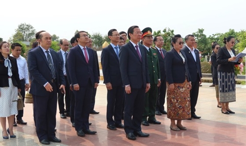 Ho Chi Minh City diversifies areas of cooperation with Lao province