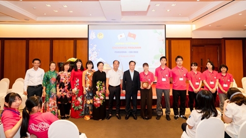 Hanoi and Fukuoka students hold cultural and education exchange activities