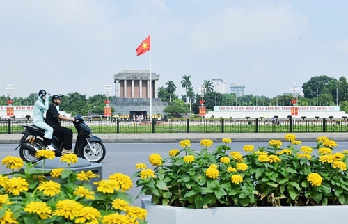 Hanoi brilliantly celebrates National Day