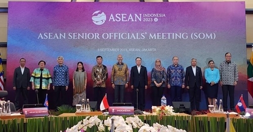 Countries ready for 43rd ASEAN Summit, related meetings