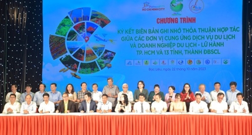 HCM City, Mekong Delta link to develop tourism