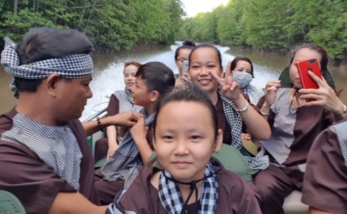80 tour programs built between HCM City and Mekong Delta