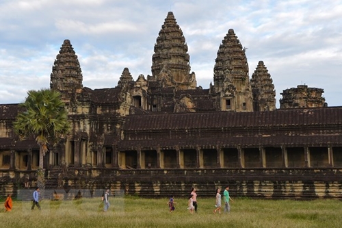 International tourists to Cambodia shoot up 211