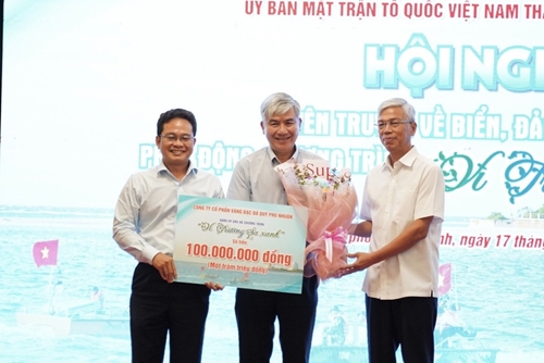 Ho Chi Minh City promotes increase of tree coverage on Truong Sa