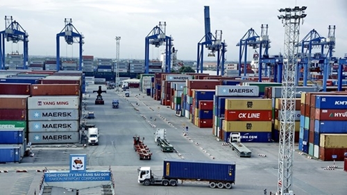 Vietnam s trade surplus reaches 22 44 billion USD in 11 months