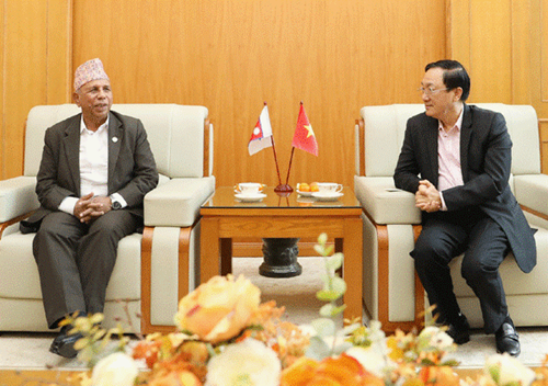 Nepal learns about social policy credit activities in Vietnam