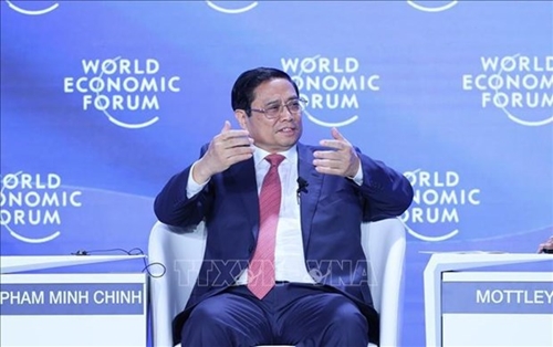 Vietnamese intellectuals in Switzerland pin high hopes on PM Chinh’s Davos trip