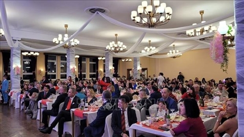 “Homeland Spring” held for overseas Vietnamese in Slovakia