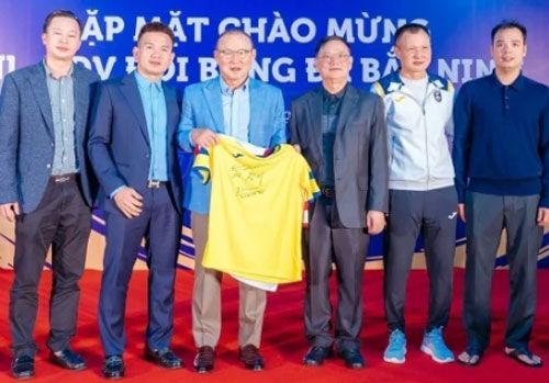 Coach Park Hang-seo takes role of advisor to Bac Ninh FC