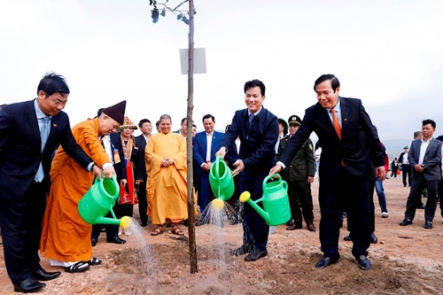 Ministry of Natural Resources and Environment launches tree planting campaign in Bac Giang
