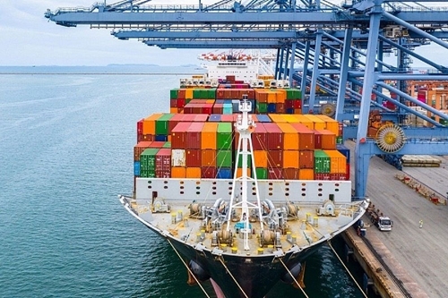 Vietnam’s trade surplus reaches 5 1 billion USD by mid-February
