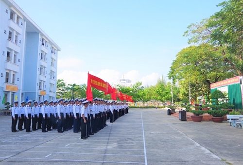 Tree planting festival launched at Vietnam Naval Academy